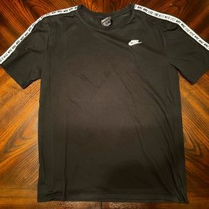 Nike Tee